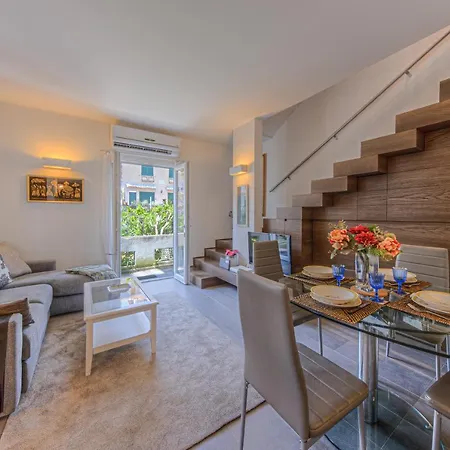 Villa Torretti Centro, Relax E Parcheggio Privato Appartamento *