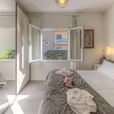 Lejlighed Toretti Centro, Relax E Parcheggio Privato