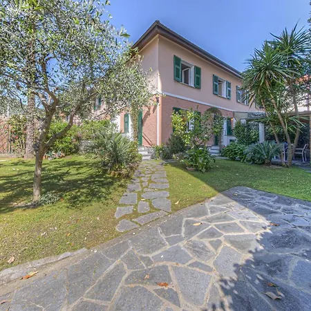 Toretti Centro, Relax E Parcheggio Privato Apartmán Rapallo