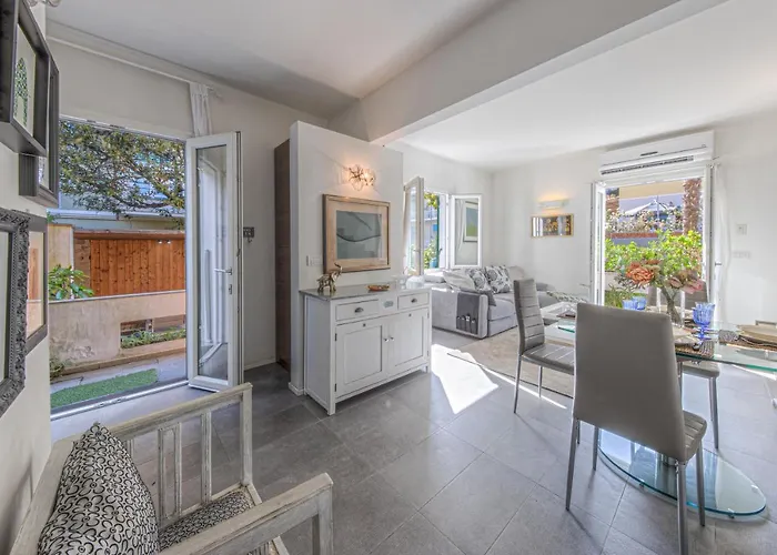 Toretti Centro, Relax E Parcheggio Privato Рапалло